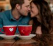 Ernsthafte Partnersuche bei Dating Cafe. (Foto: AdobeStock Curioso.Photography _808221233)