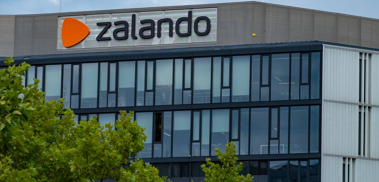 Zalando revolutioniert den Online-Modehandel in Europa. (Foto: AdobeStock 945640349- kittyfly)