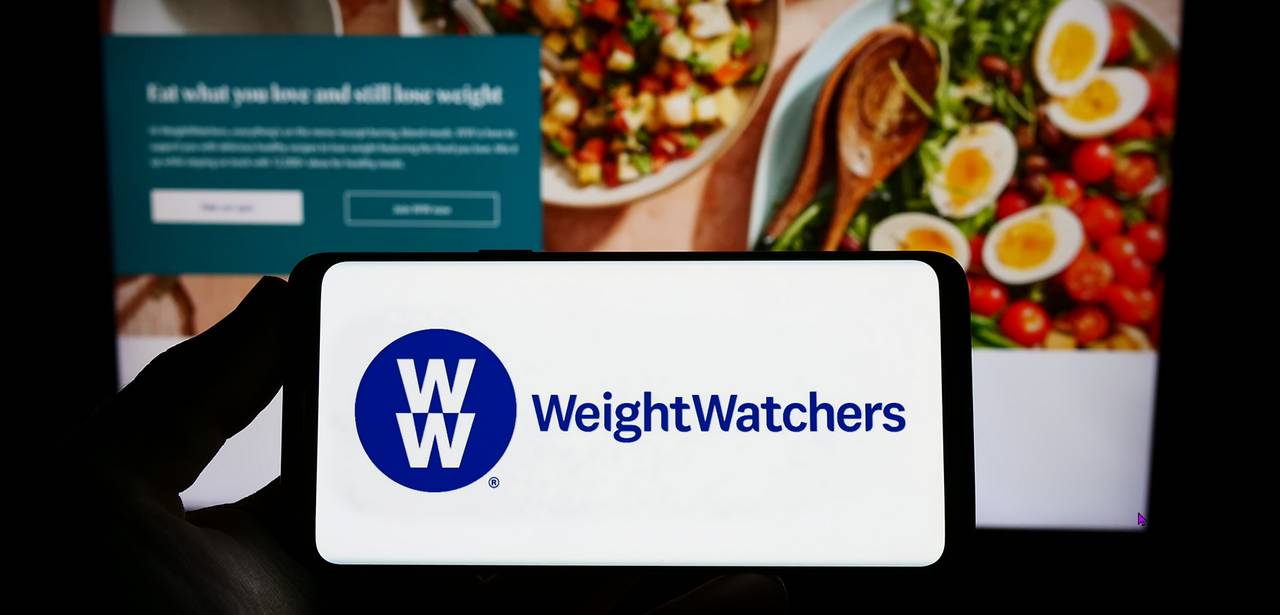 Gesund und aktiv mit Weight Watchers: Informationen, Ratschläge und die Punktetabelle für Kinder und Jugendliche (Foto: AdobeStock 584194460 Timon)